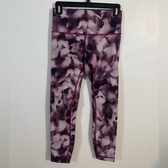 Lululemon Wunder Under Speed Crop Leggings Size 6 Purple Floral Tie-Dye - Picture 1 of 9